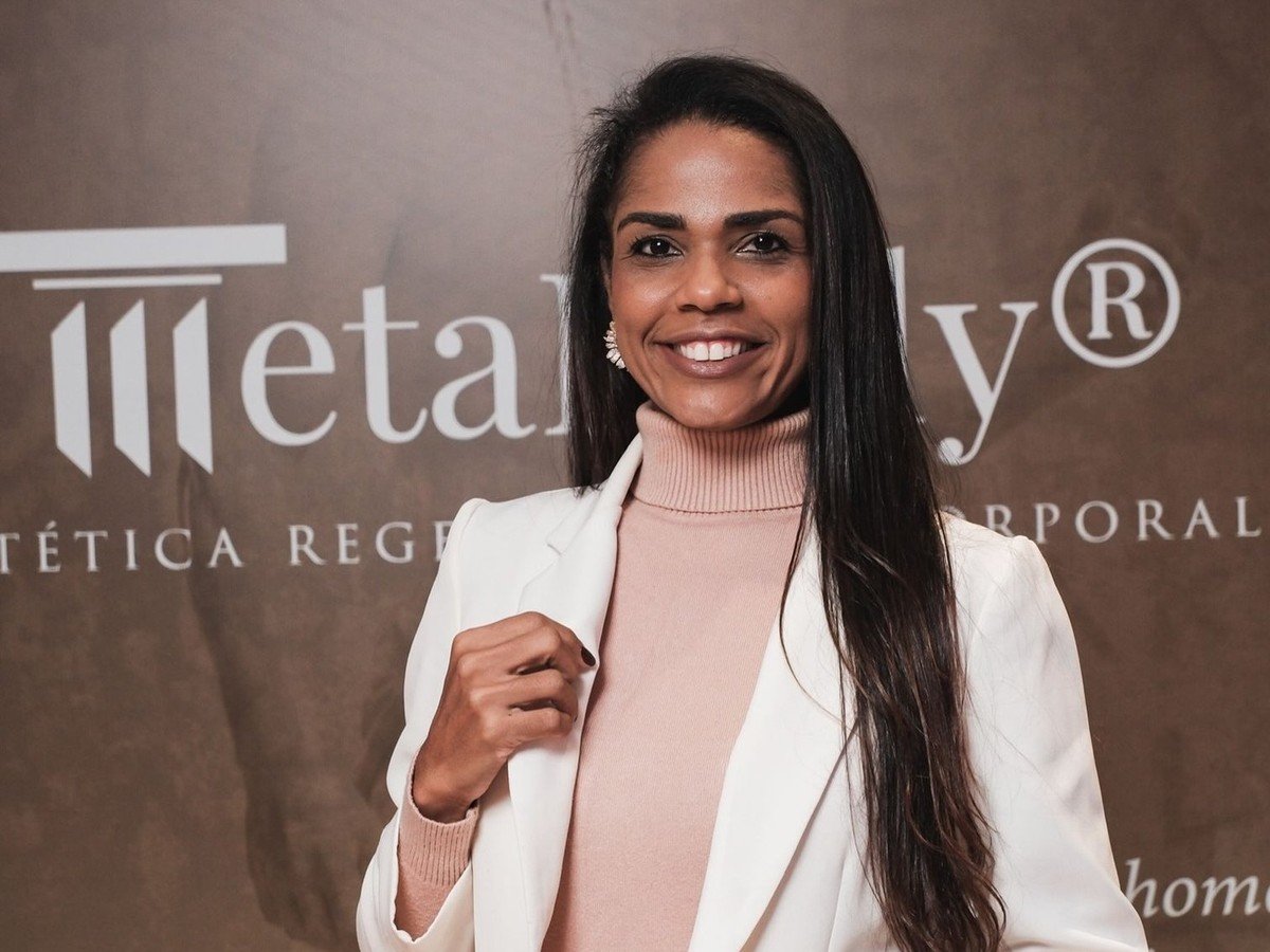 Médica Nathalia Brito concilia carreira na saúde e protagonismo no Carnaval