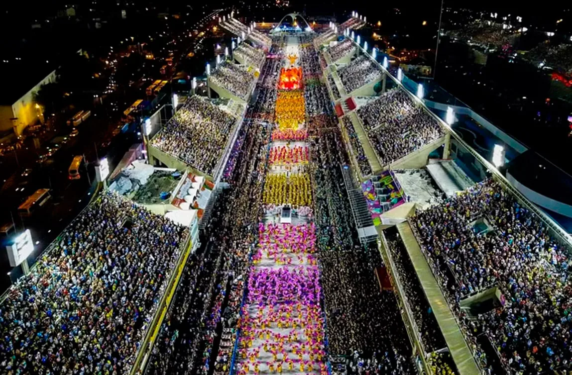 O samba fora da Sapucaí: o drama dos ingressos para o Grupo Especial
