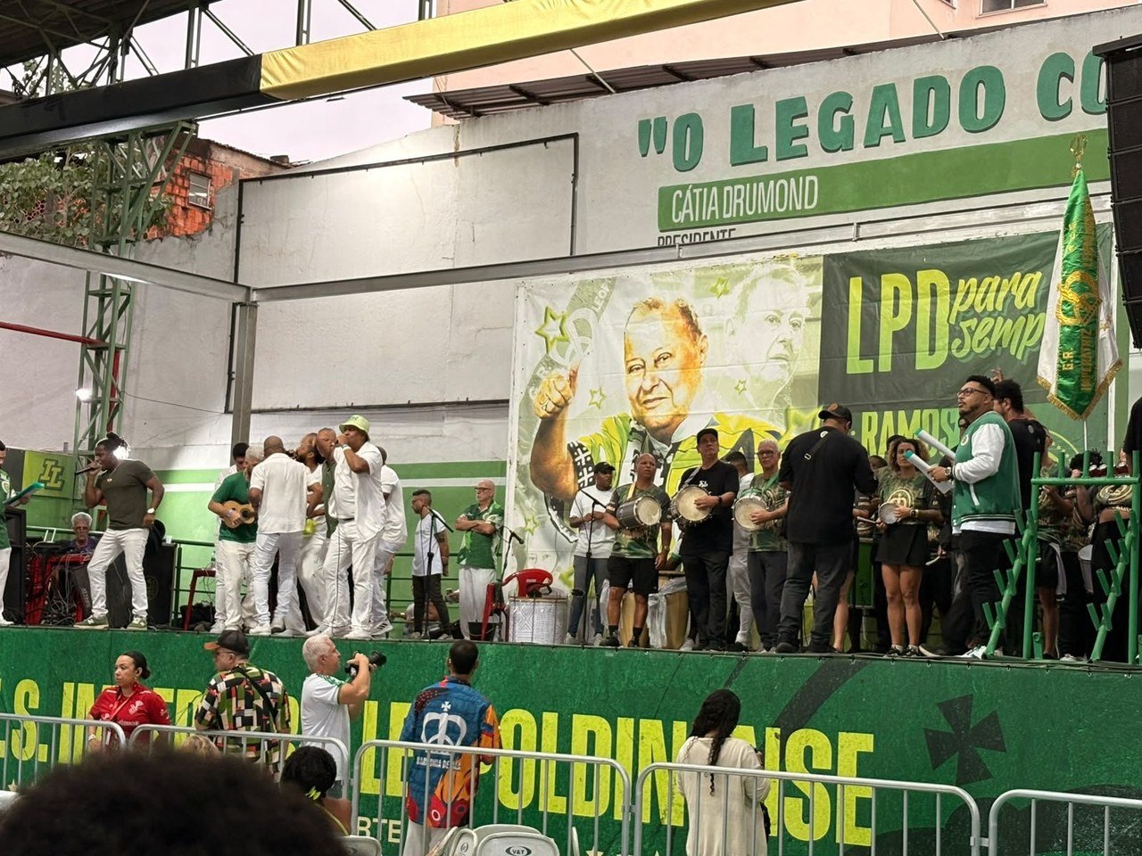 Imperatriz Leopoldinense realiza mais uma fase eliminatória de sua disputa de samba-enredo nesta sexta-feira