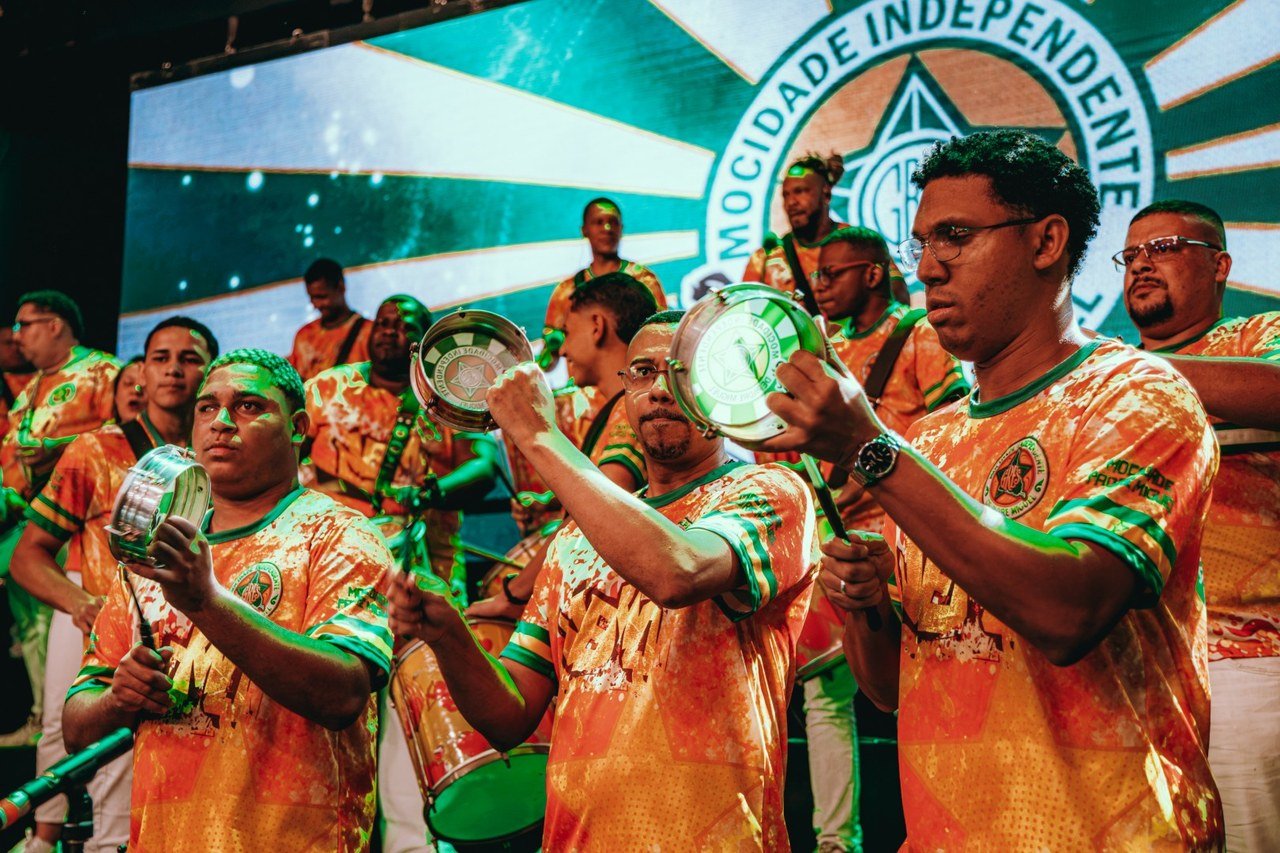 Álbum do Rio Carnaval para 2027 reúne Anitta, Bethânia, Daniela Mercury, Zeca, Paulinho da Viola e outras estrelas