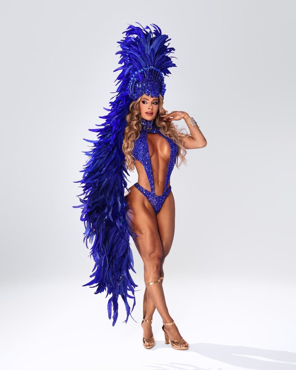 Juju Salimeni está de volta ao carnaval carioca como musa da Unidos da Tijuca