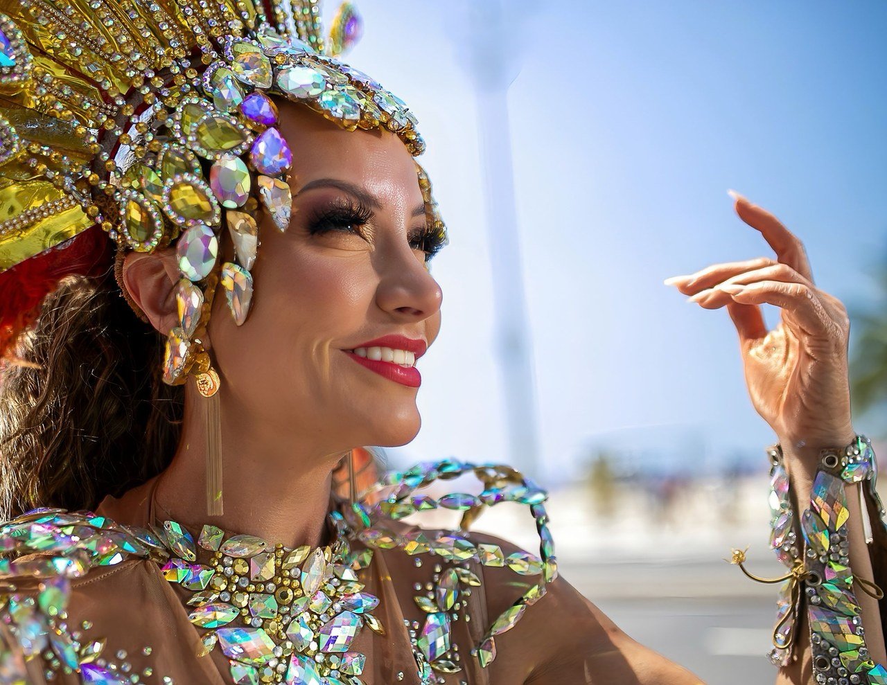 Karina Lamarr fará estreia como rainha da Unidos de Bangu no Carnaval 2027
