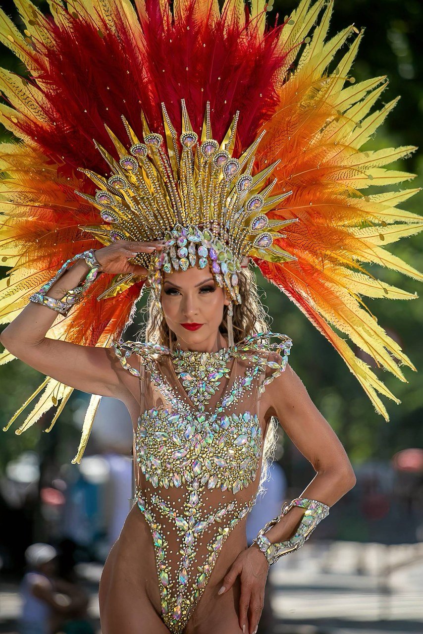 Karina Lamarr fará estreia como rainha da Unidos de Bangu no Carnaval 2027