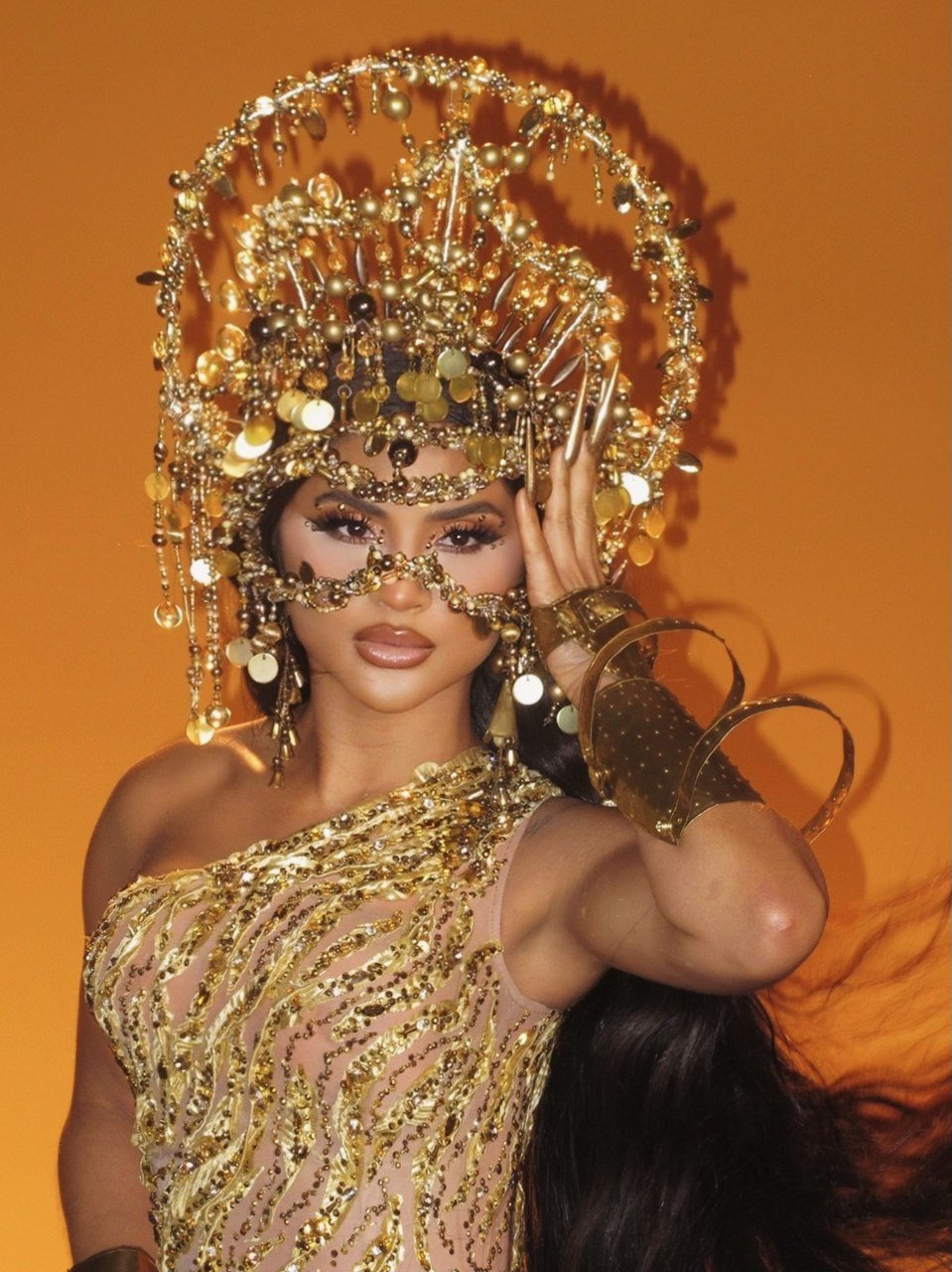 Mileide Mihaile está de volta ao posto de rainha da bateria da Unidos da Tijuca