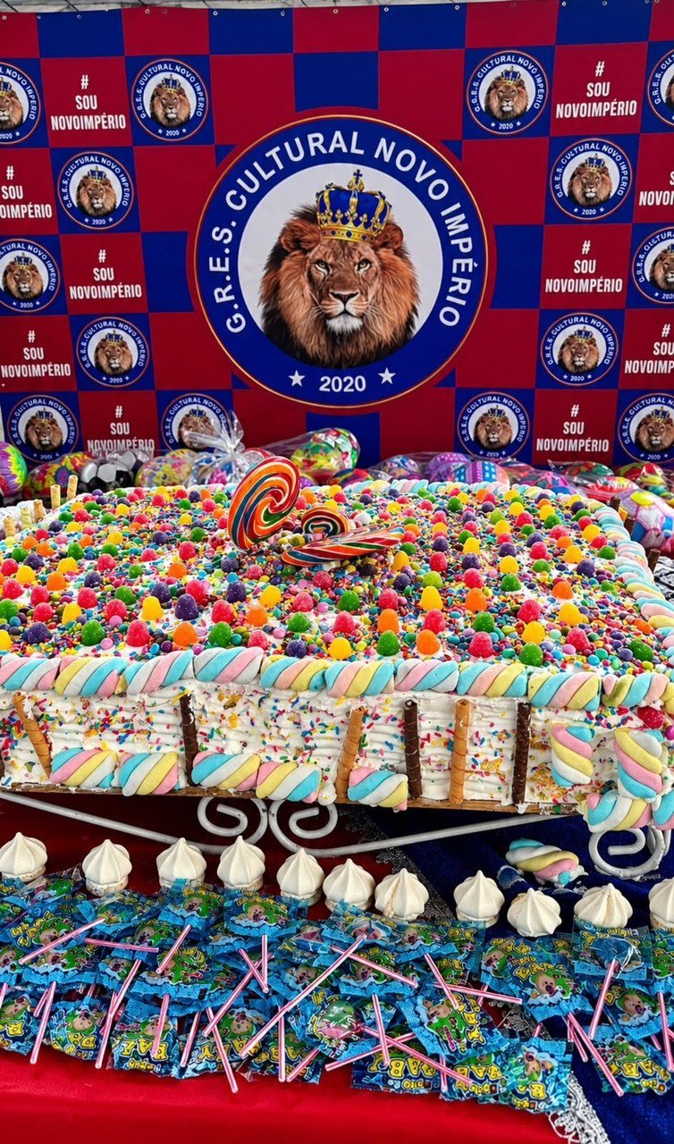 Novo Império realiza Festa das Crianças com distribuição de doces e brinquedos em Oswaldo Cruz